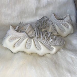 YEEZY 450 CLOUD